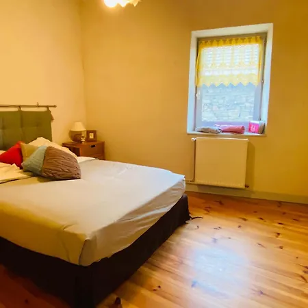 4 Etoiles Au Coeur De L'auvergne Avec Terrasse, Jardin Clos Et Equipements Pour Enfants - Fr-1-582-476 Saint-Beauzire (Haute-Loire)
